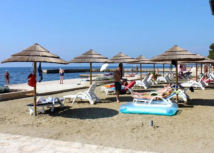 Appartement With Parking Space - 7033