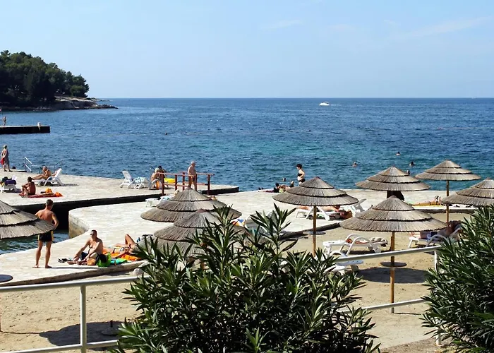 Appartement With Parking Space - 7033 *