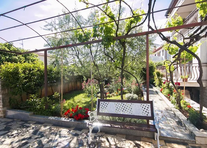 With Parking Space - 7033 * Poreč