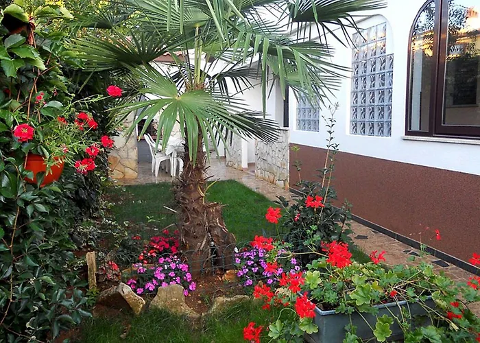 With Parking Space - 7033 Appartement *